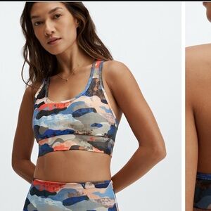 Fabletics on the go medium impact sports bra size XXS new with tags Zion